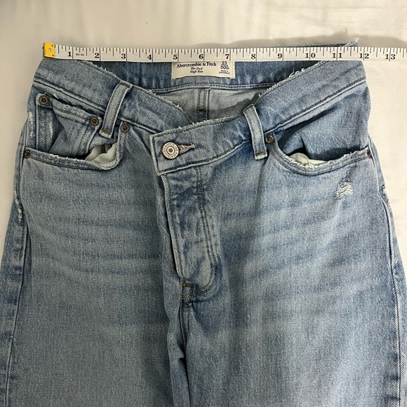 Curve Love High Rise Dad Jeans - Picture 5 of 5